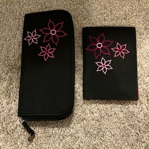 Travelon matching wallet and passport cover